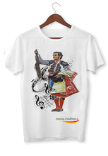 Cargar imagen en el visor de la galería, Camiseta “Ligerito” – tradición taurina y estilo campero que recuerda aquel 26 de Abril de 2023