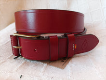 Cargar imagen en el visor de la galería, Cinturón básico vaquetilla – elegancia artesanal y estilo taurino
