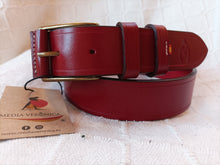 Cargar imagen en el visor de la galería, Cinturón básico vaquetilla – elegancia artesanal y estilo taurino